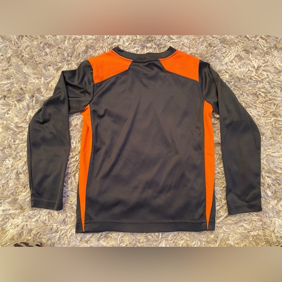 Gray & Orange Nike Dri- Fit Long Sleeve Shirt Kids Size 5 (Small) - Picture 4 of 5